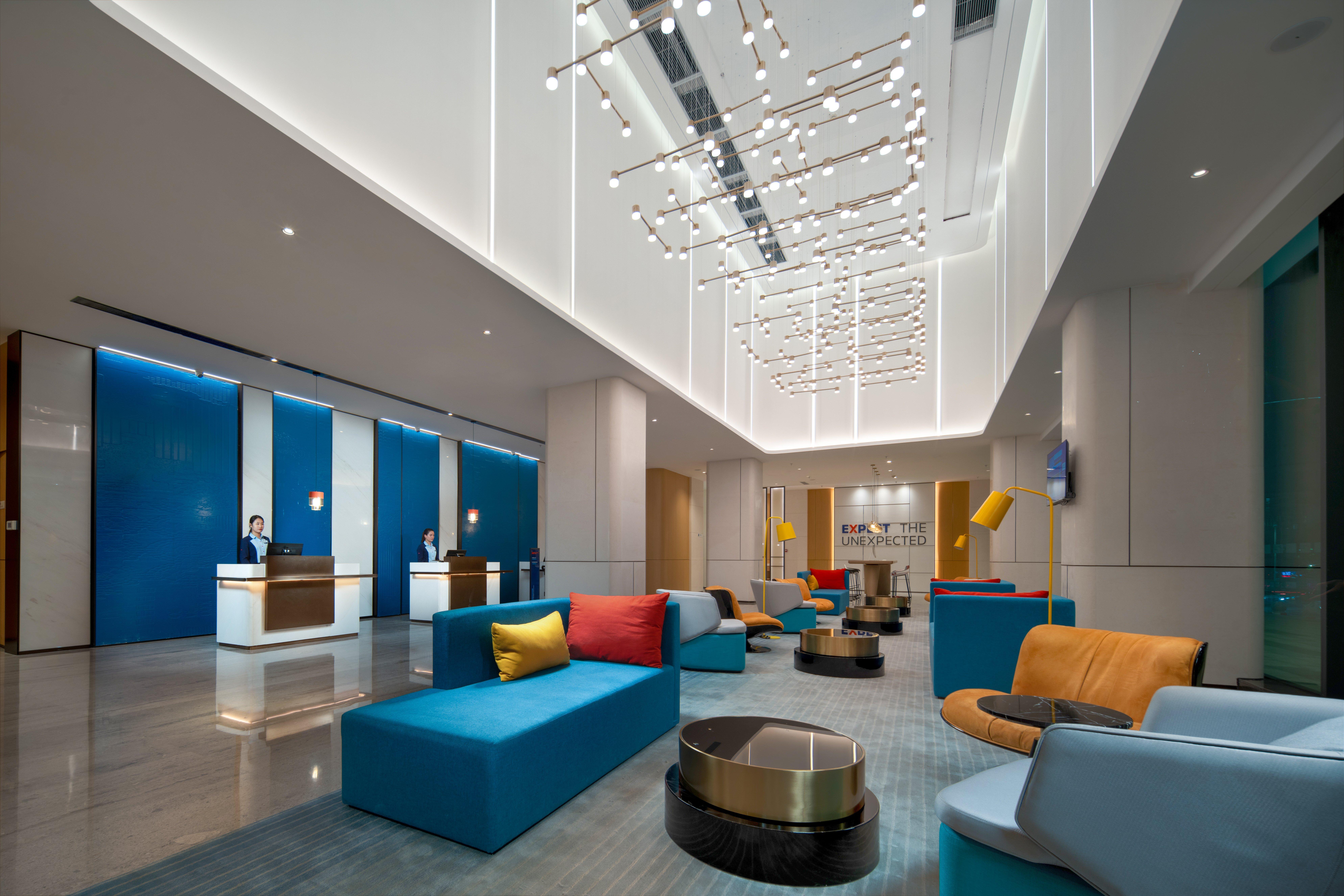 Holiday Inn Express Shenzhen Longhua By Ihg Eksteriør billede