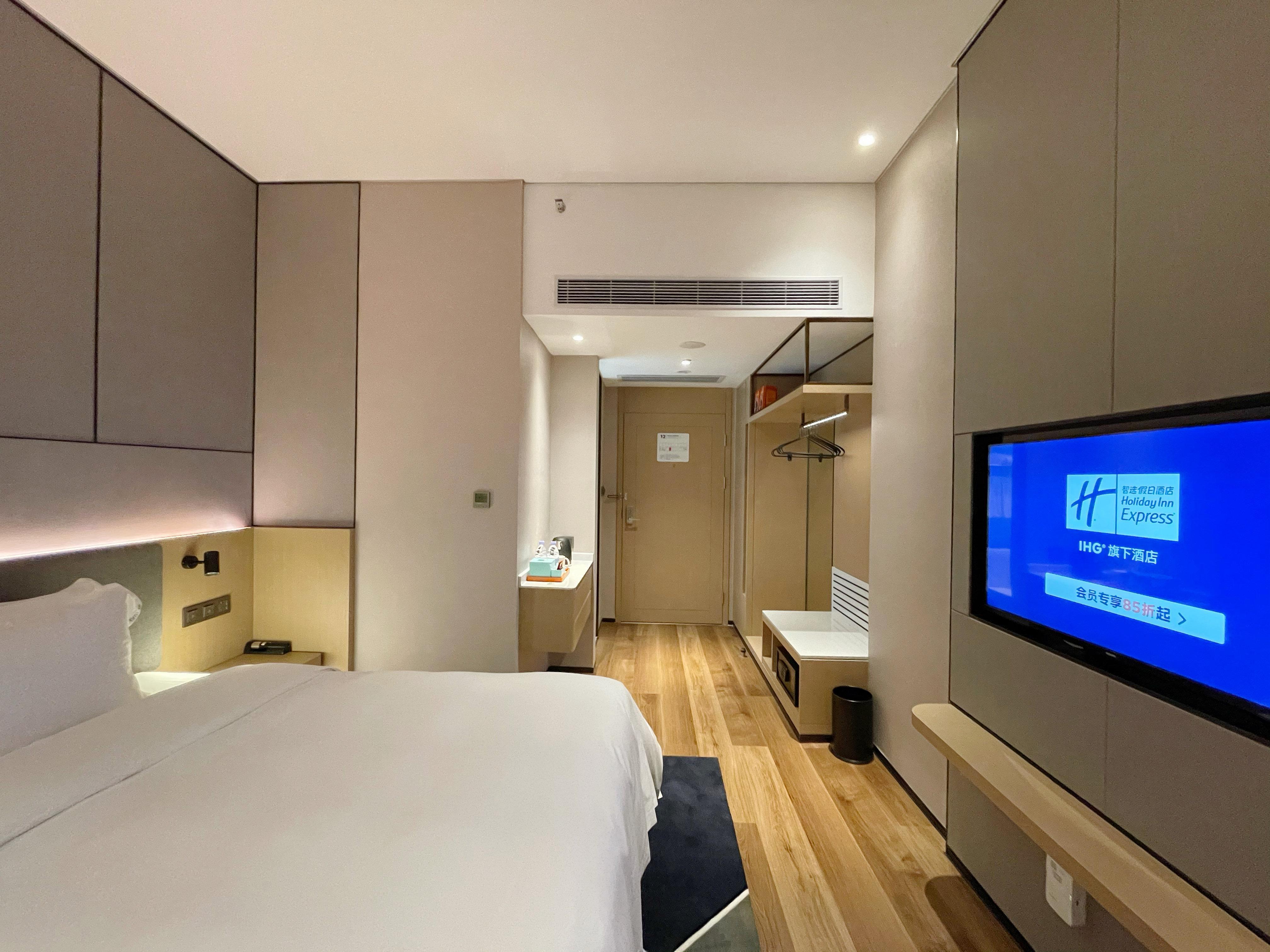 Holiday Inn Express Shenzhen Longhua By Ihg Eksteriør billede