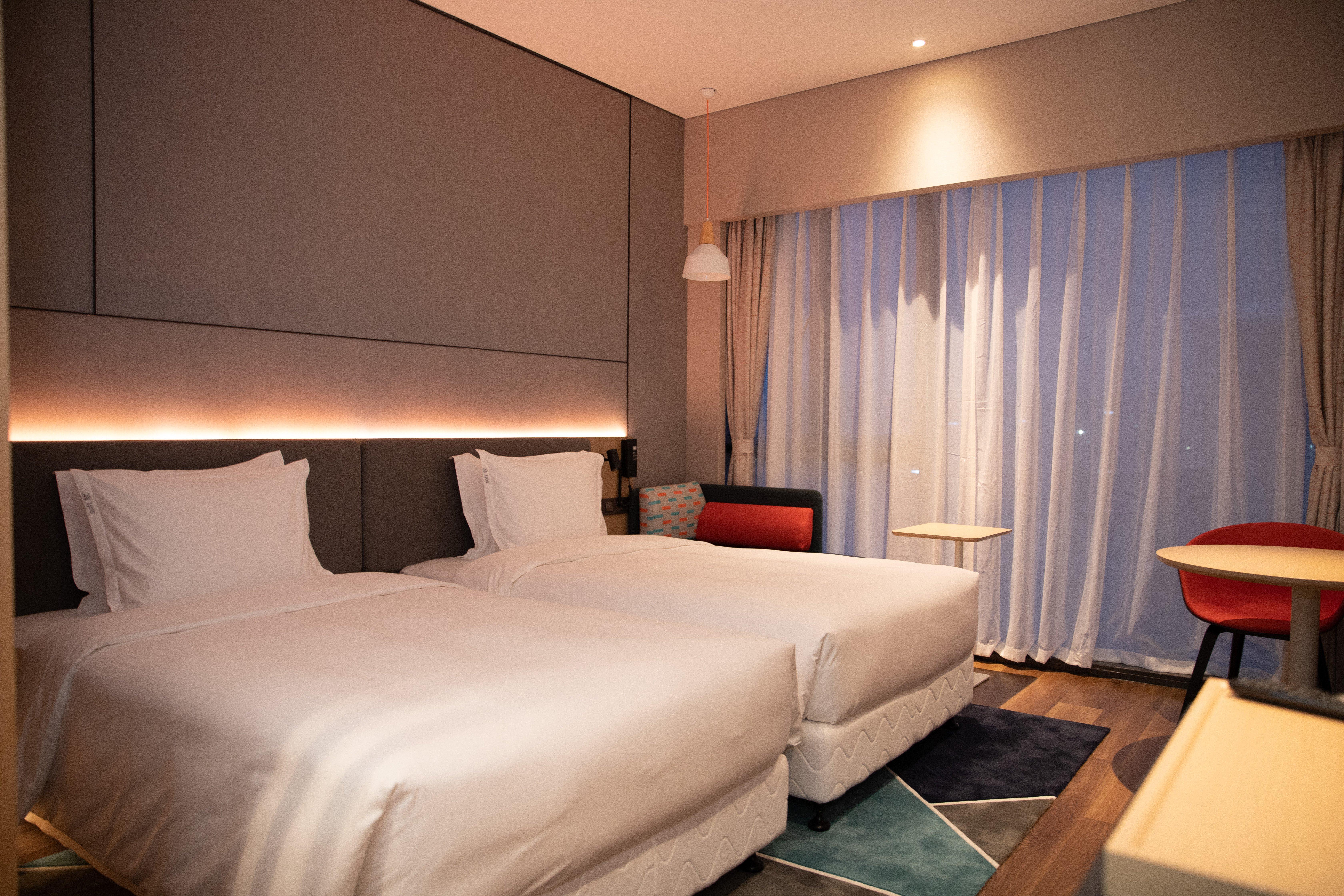 Holiday Inn Express Shenzhen Longhua By Ihg Eksteriør billede