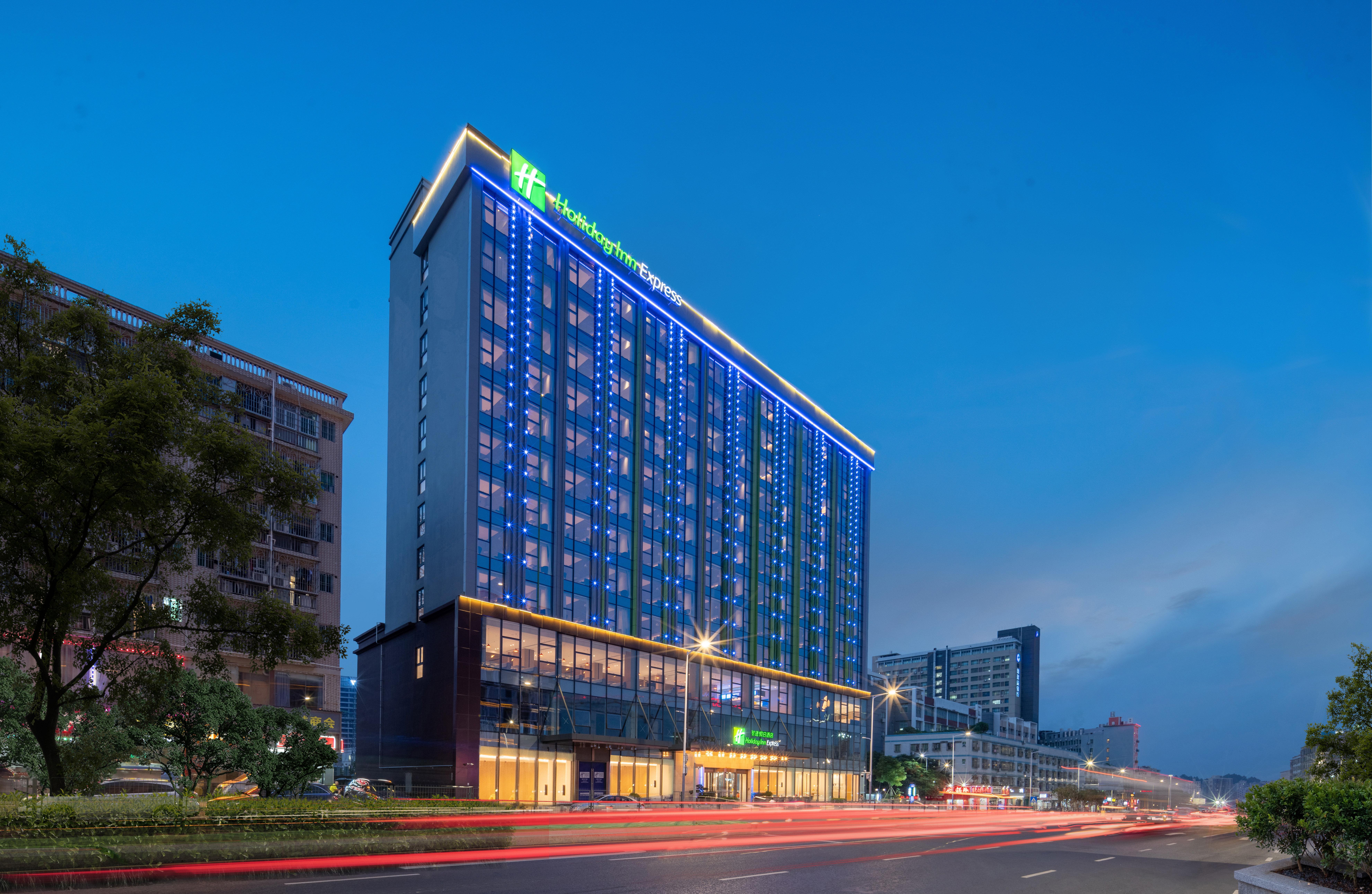Holiday Inn Express Shenzhen Longhua By Ihg Eksteriør billede