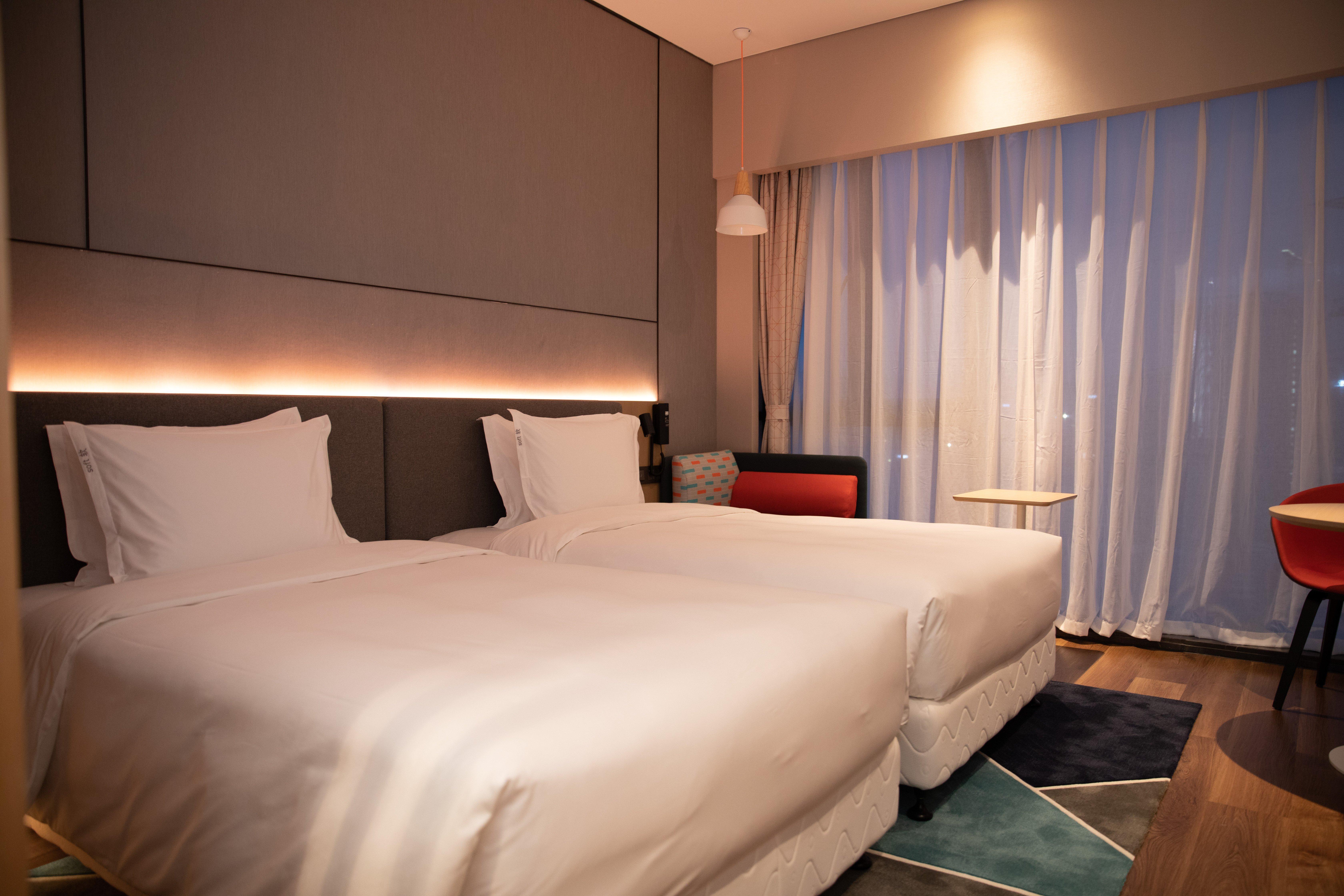 Holiday Inn Express Shenzhen Longhua By Ihg Eksteriør billede
